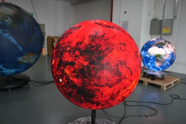 Unutarnji P2.5 sferni zaslon za Španjolsku